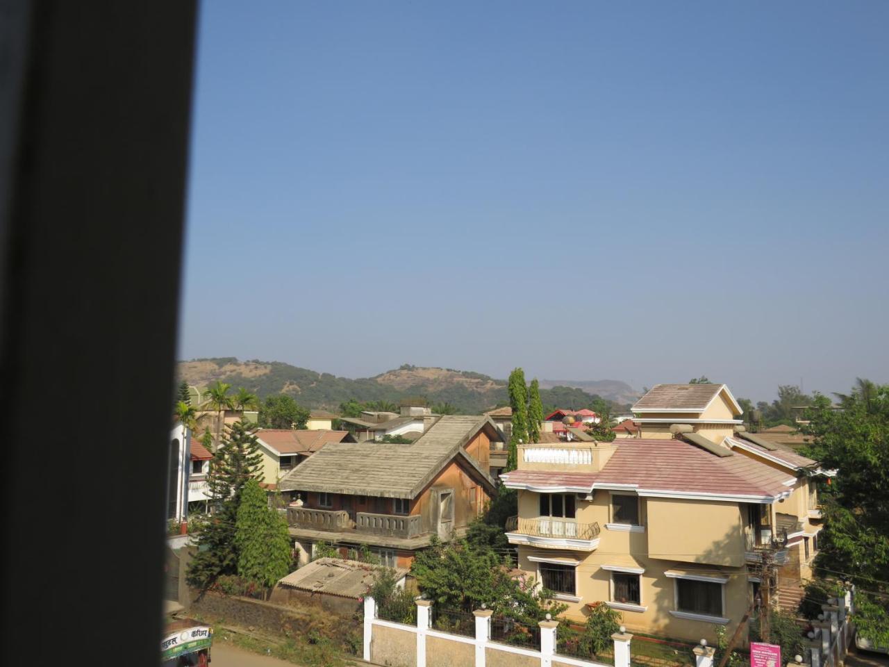 City Palace Resort Lonavala Esterno foto